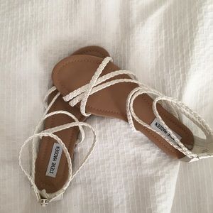New Steve Madden Strappy Sandals, size 9